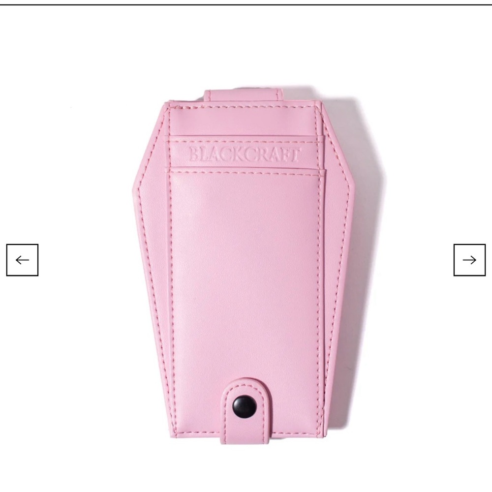 NEVER TRUST PINK COFFIN CARDHOLDER WALLET by Blackcraft - Picture 2 of 4